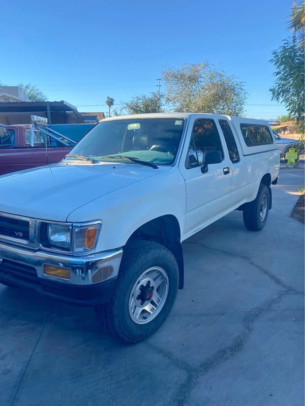 1992 Toyota pickup - 4x4