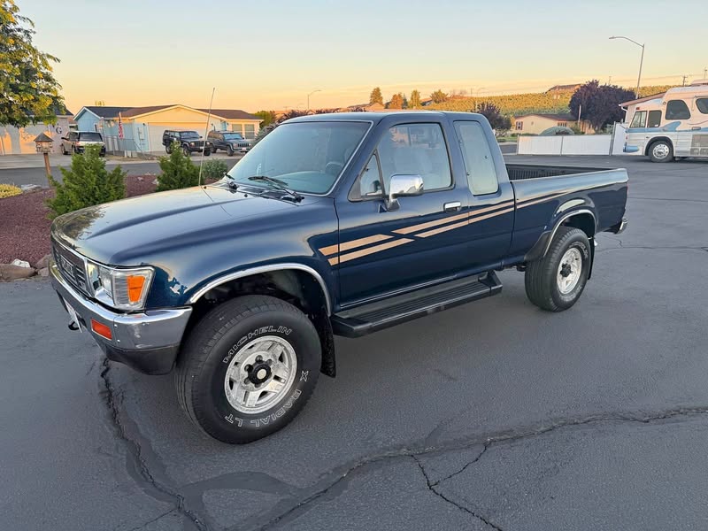 1991 Toyota PICKUP - SR5 4x4