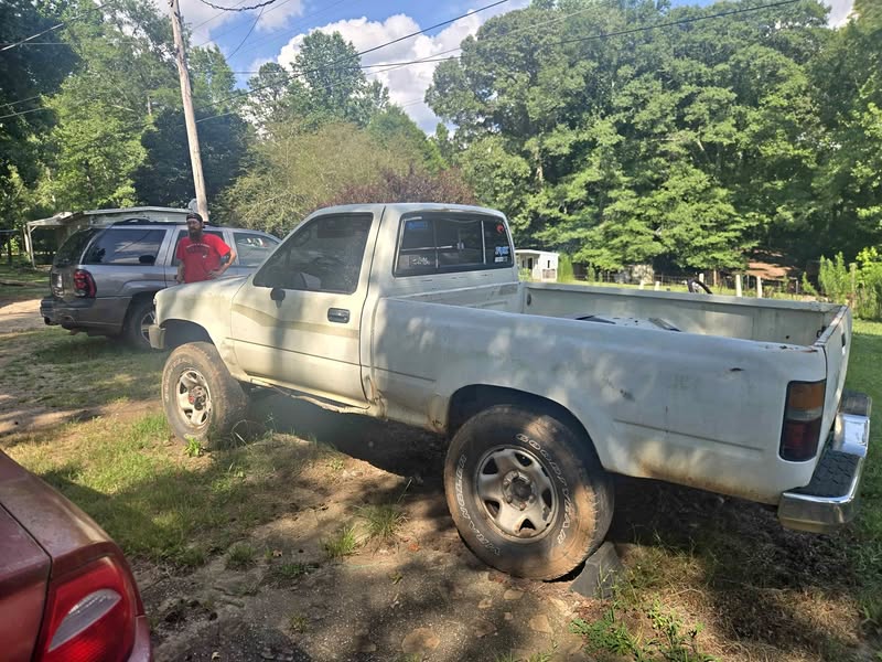 1992 Toyota Pickup  - Deluxe