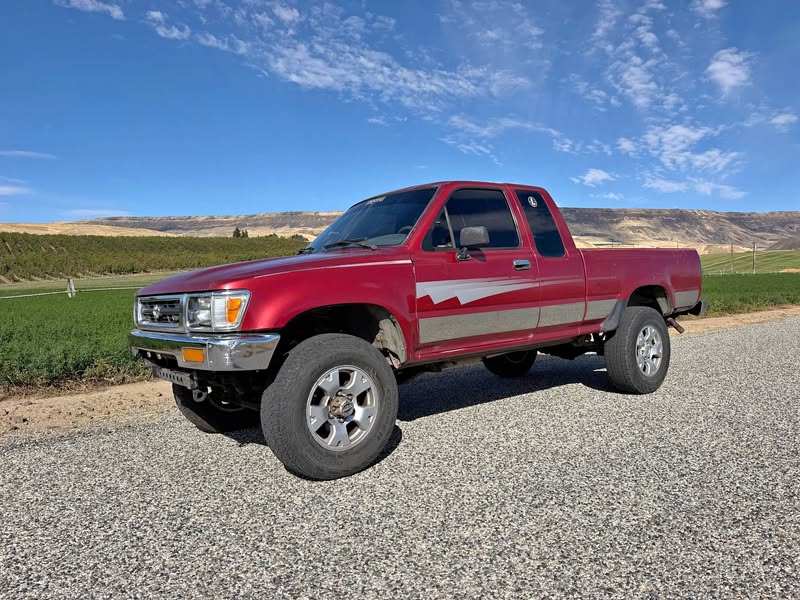 1993 Toyota Xtra Cab - SR5 Pickup