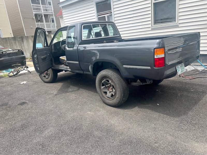 1991 Toyota Xtra Cab - Pickup