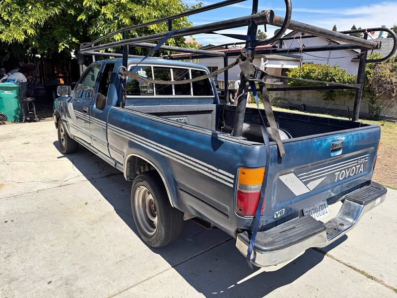 1990 Toyota Pickup