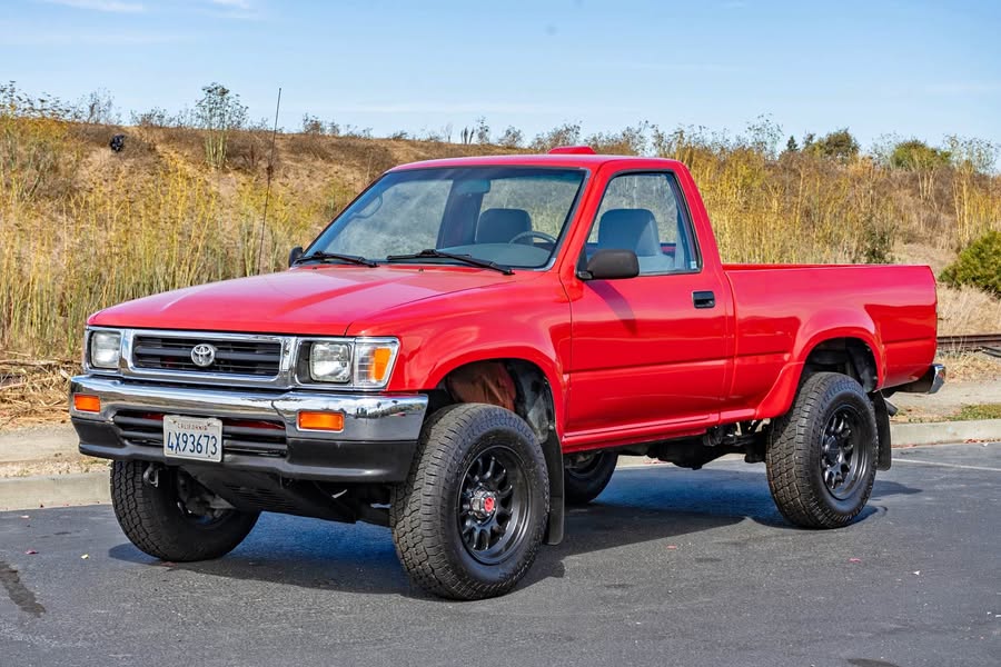 1994 Toyota Pickup - DX