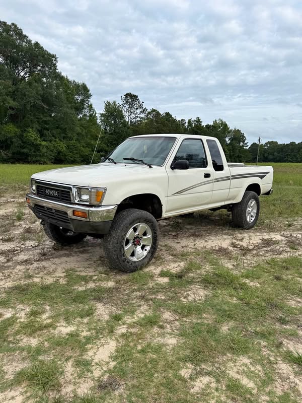 1990 Toyota pickup