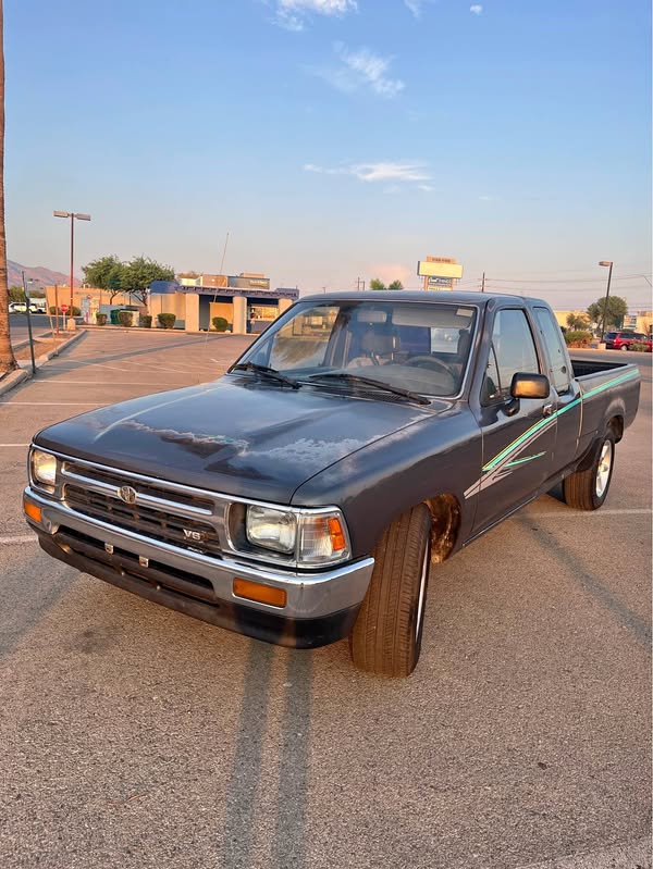 1992 Toyota Xtra Cab - DX Pickup
