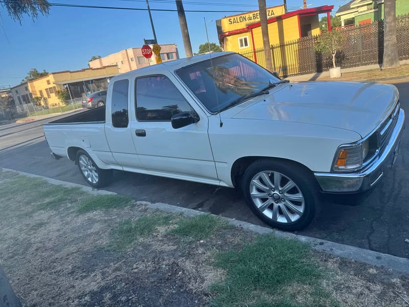 1992 Toyota Xtra Cab - SR5 Pickup