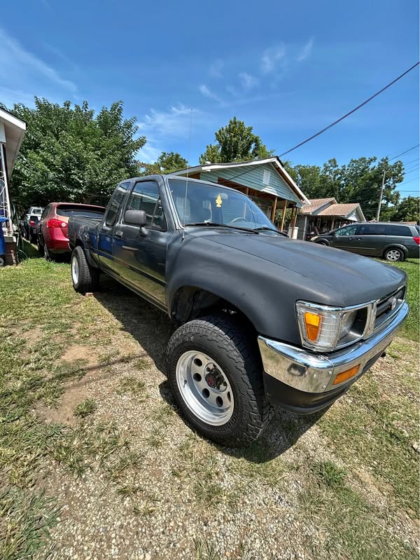 1993 Toyota Xtra Cab - DX Pickup
