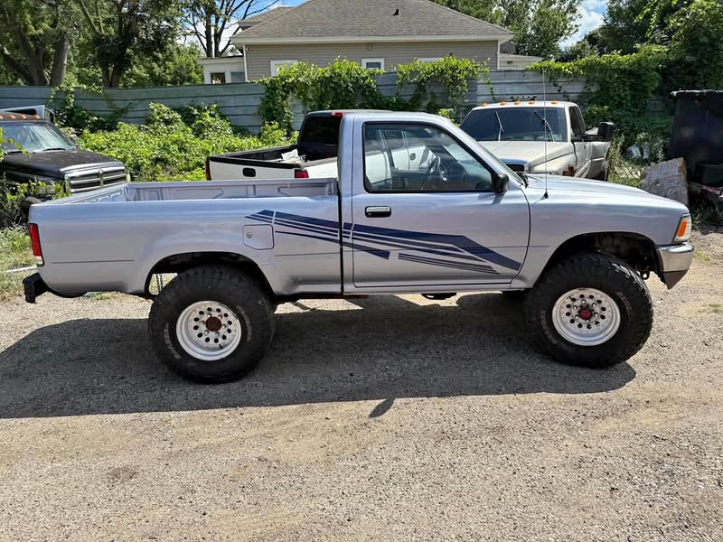 1989 Toyota Pickup