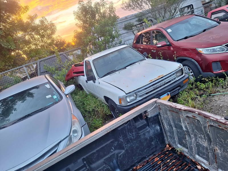 1989 Toyota Pickup  - Automatic