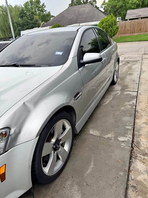 2009 Pontiac G8 - GT Sedan 4D