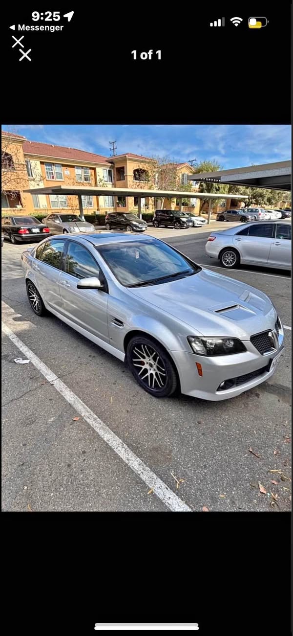 2009 Pontiac G8 - Sedan 4D