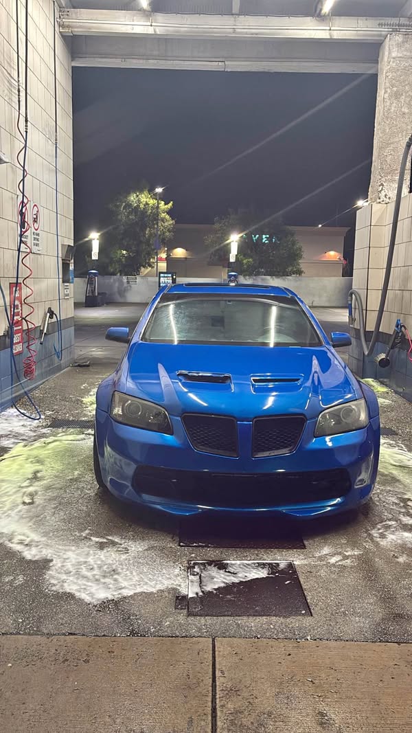 2009 Pontiac G8 - GT Sedan 4D