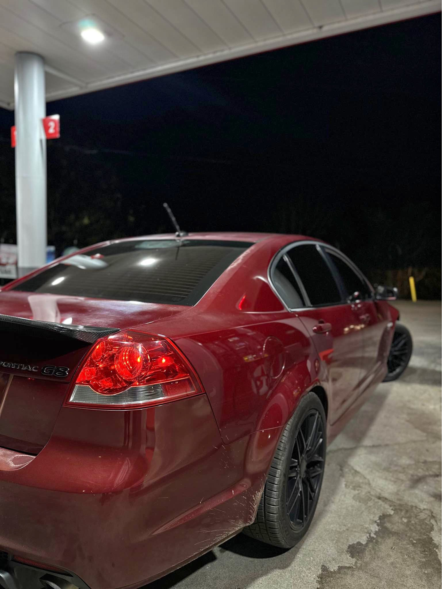 2009 Pontiac G8 - Sedan 4D