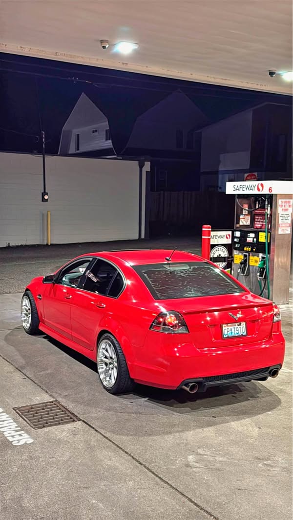 2009 Pontiac G8 - GT Sedan 4D