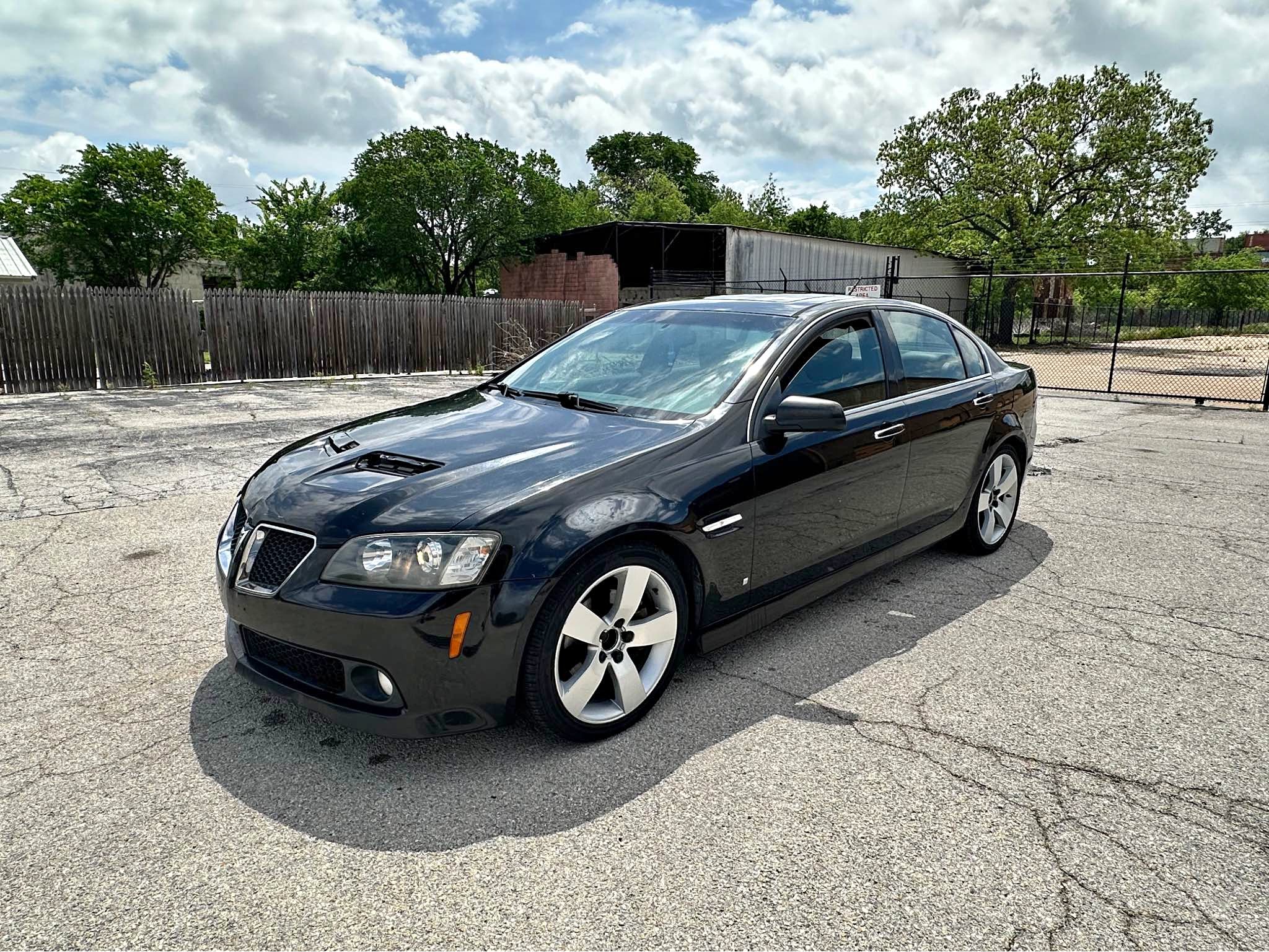 2009 Pontiac G8 - GT Sedan 4D