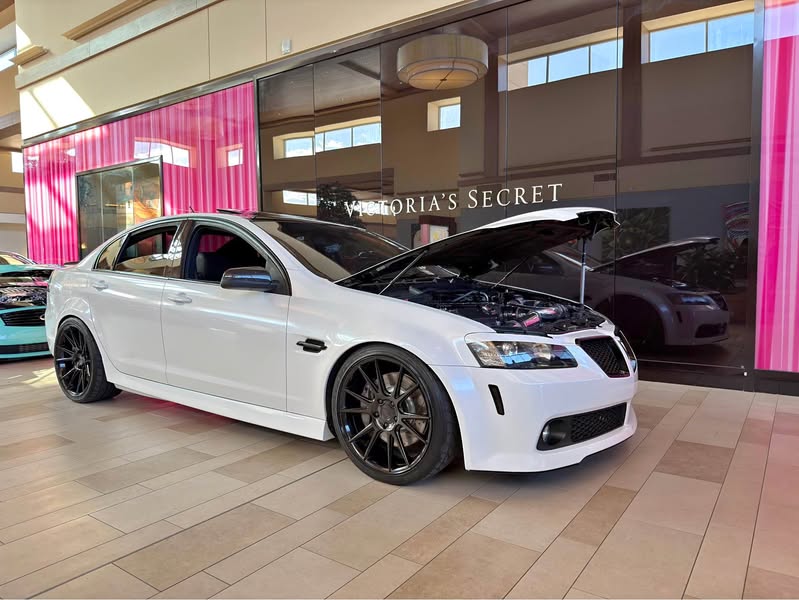2008 Pontiac G8 - GT Sedan 4D
