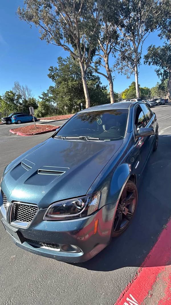 2009 Pontiac G8 - GT Sedan 4D