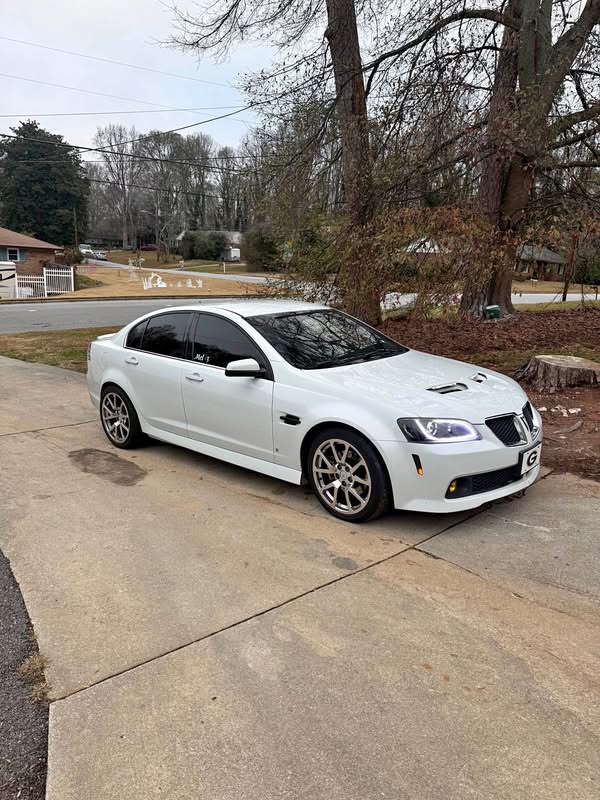 2008 Pontiac G8 - GT Sedan 4D