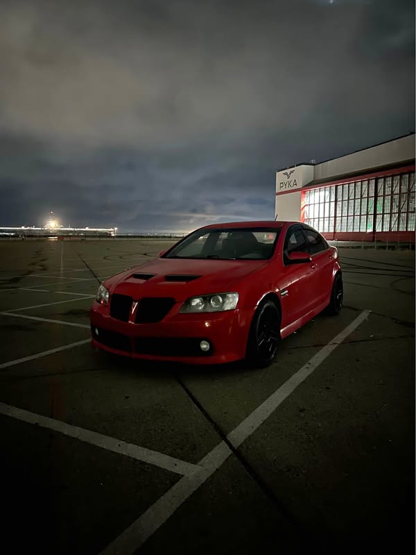 2008 Pontiac G8 - Sedan 4D