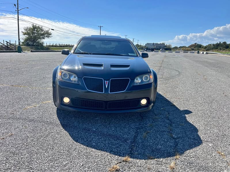 2009 Pontiac G8 - Sedan 4D