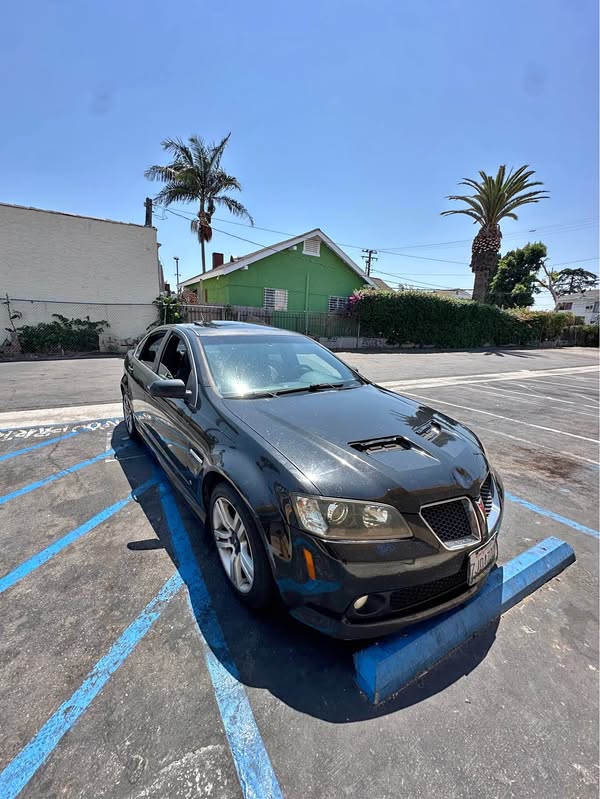 2008 Pontiac G8 - Sedan 4D