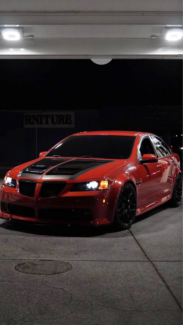 2009 Pontiac G8 - GT Sedan 4D