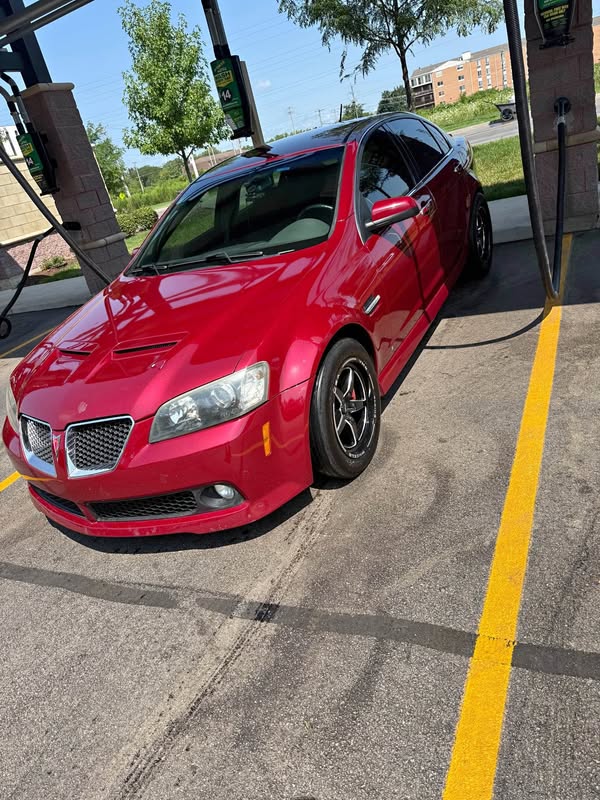 2009 Pontiac G8 - GT Sedan 4D
