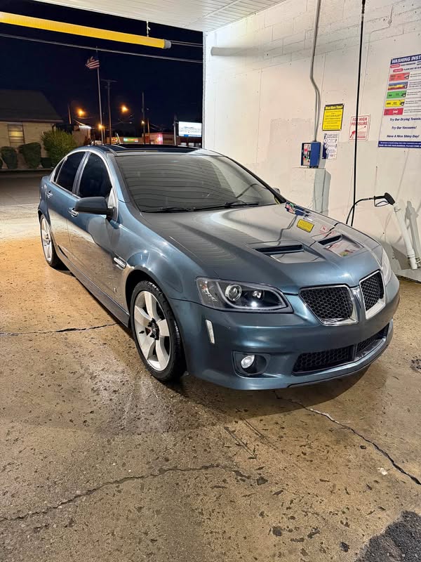 2009 Pontiac G8 - GT Sedan 4D