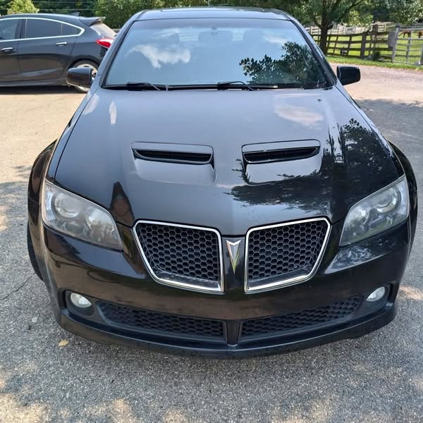 2009 Pontiac G8 Sedan 4D