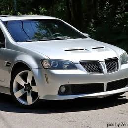 2009 Pontiac G8 Sedan 4D