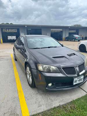 2009 Pontiac G8 - Sedan 4D