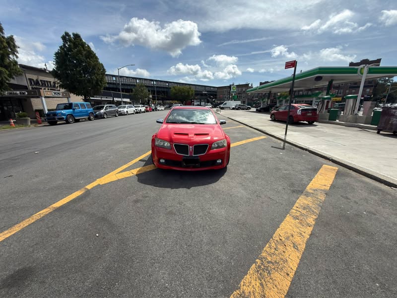 2009 Pontiac G8 - GT Sedan 4D