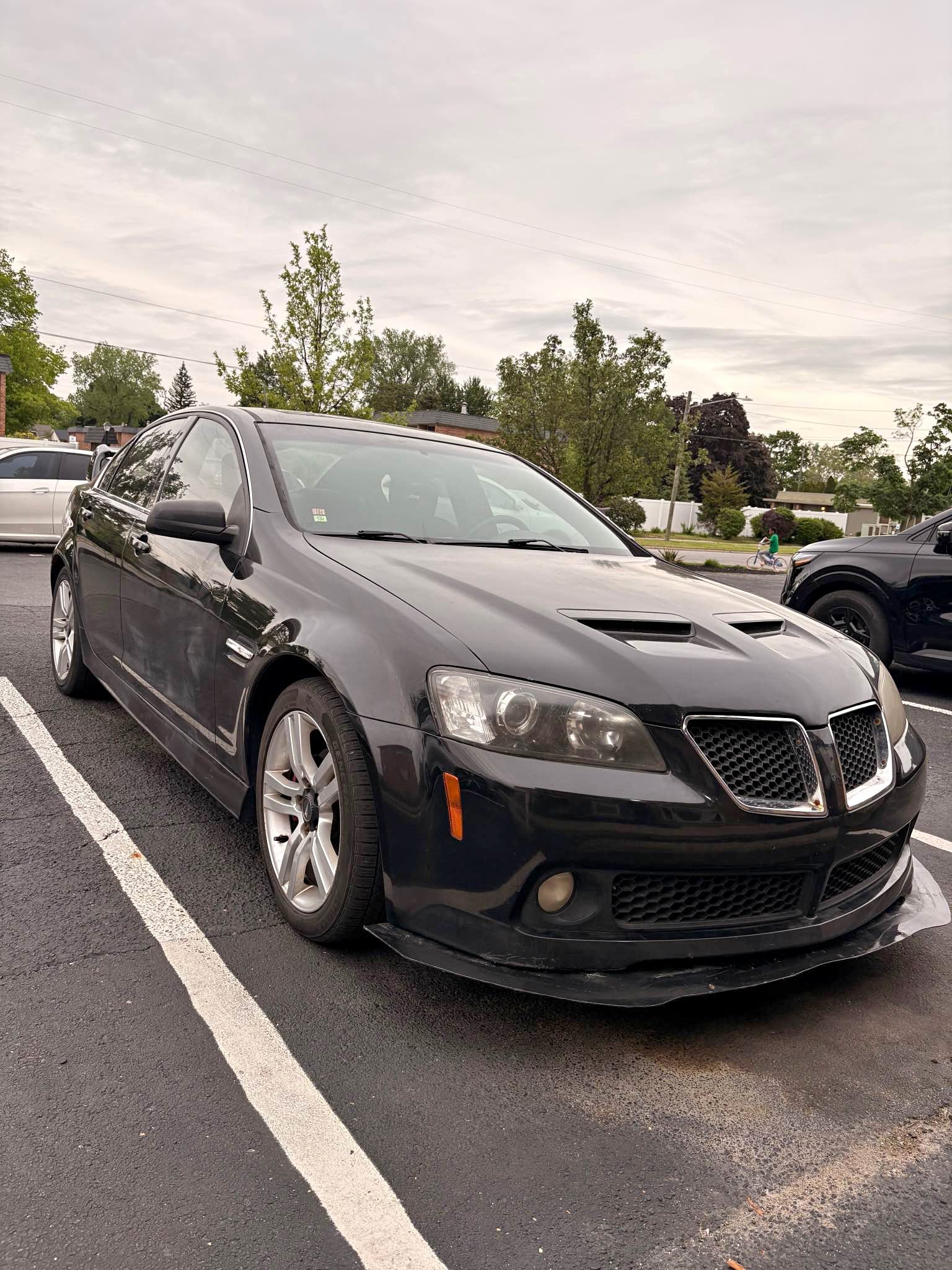 2008 Pontiac G8 - Sedan 4D