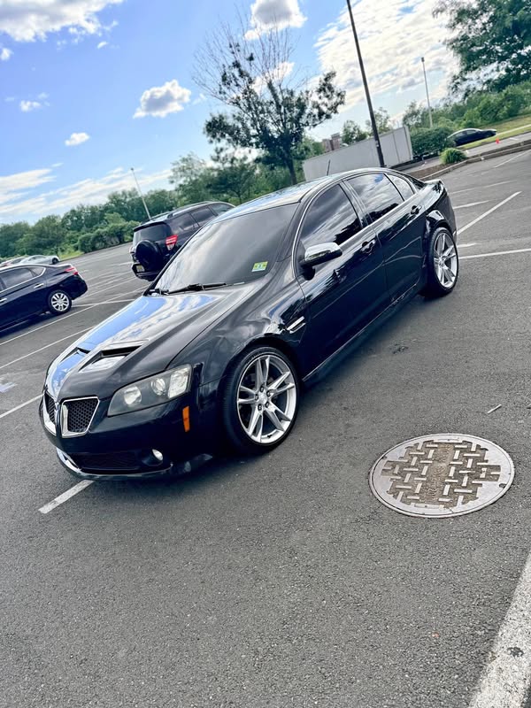 2009 Pontiac G8 - GT Sedan 4D
