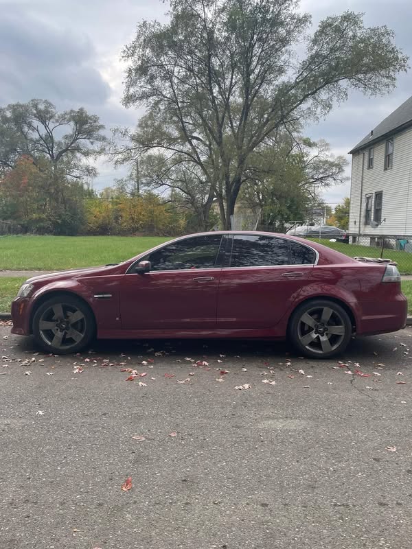 2009 Pontiac G8 - GT Sedan 4D
