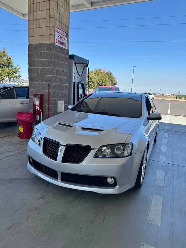 2009 Pontiac G8 - GT Sedan 4D