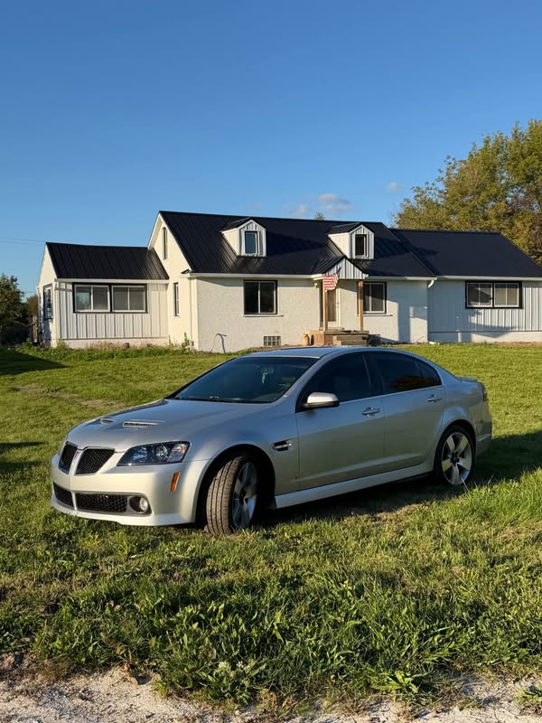 2009 Pontiac G8 - GT Sedan 4D