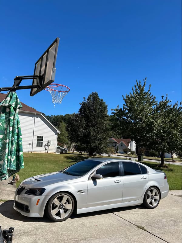 2009 Pontiac G8 - GT Sedan 4D
