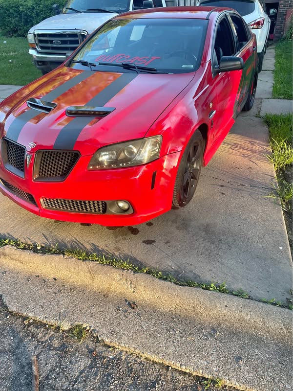2008 Pontiac G8 - Sedan 4D