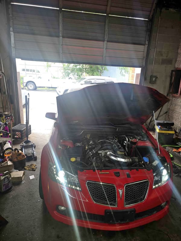 2009 Pontiac G8 - GT Sedan 4D