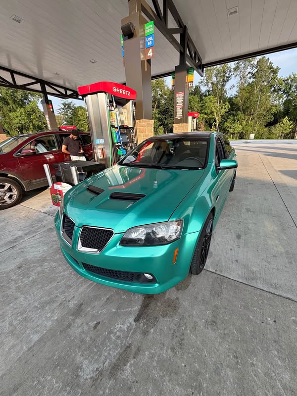 2009 Pontiac G8 - GT Sedan 4D