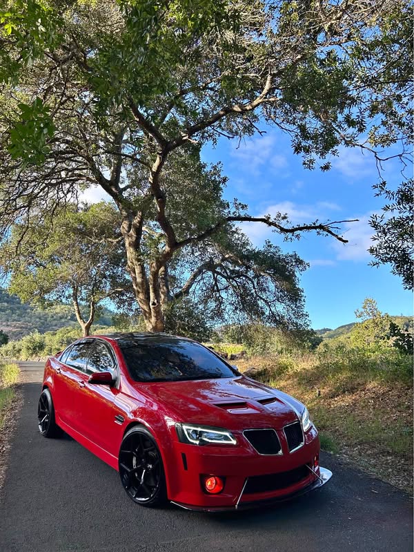 2009 Pontiac G8 - GXP Sedan 4D