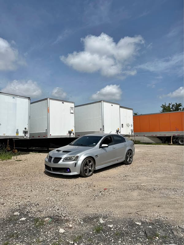 2009 Pontiac G8 - GT Sedan 4D