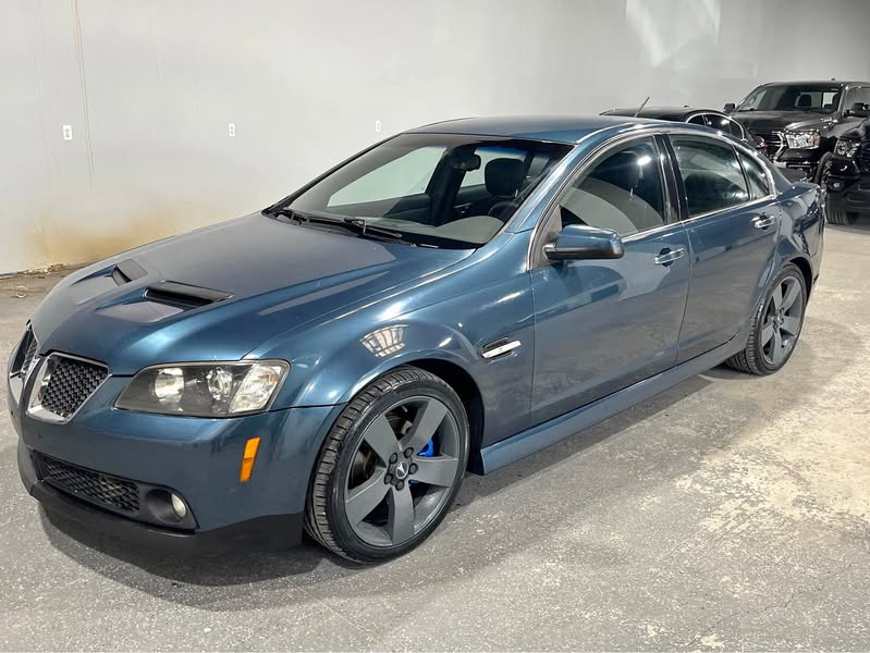 2009 Pontiac G8 - GT Sedan 4D