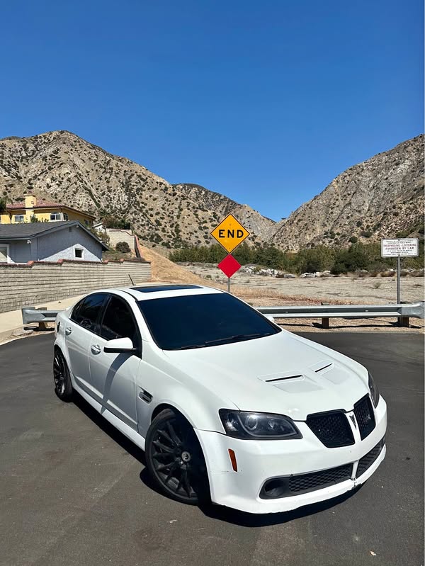 2009 Pontiac G8 - GT Sedan 4D