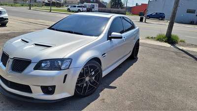 2009 Pontiac G8 - GXP Sedan 4D