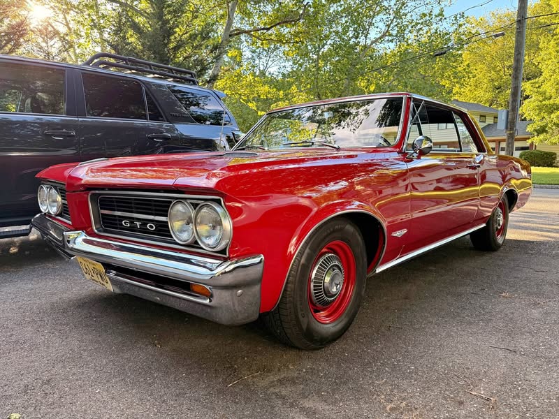1964 Pontiac GTO - Coupe 2D