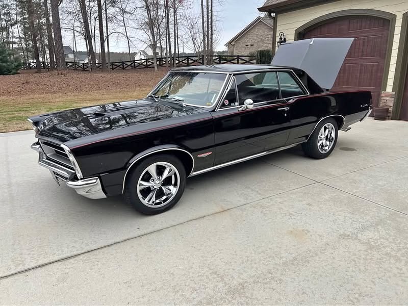 1965 Pontiac GTO - 4 Speed 12 bolt position