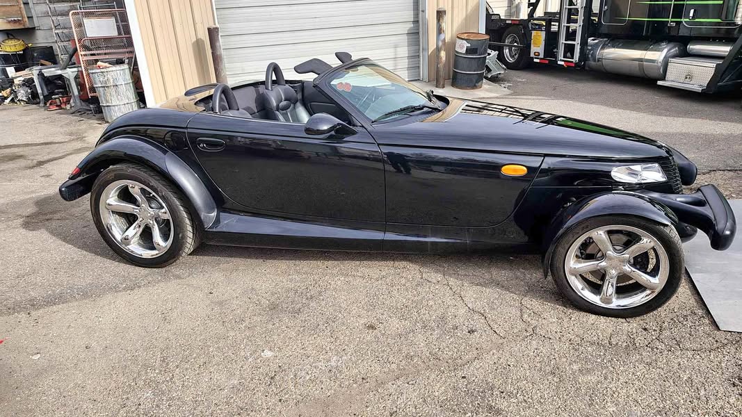 Plymouth prowler 2000 black