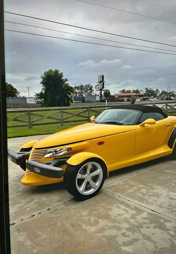 1999 Plymouth Prowler - Roadster 2D